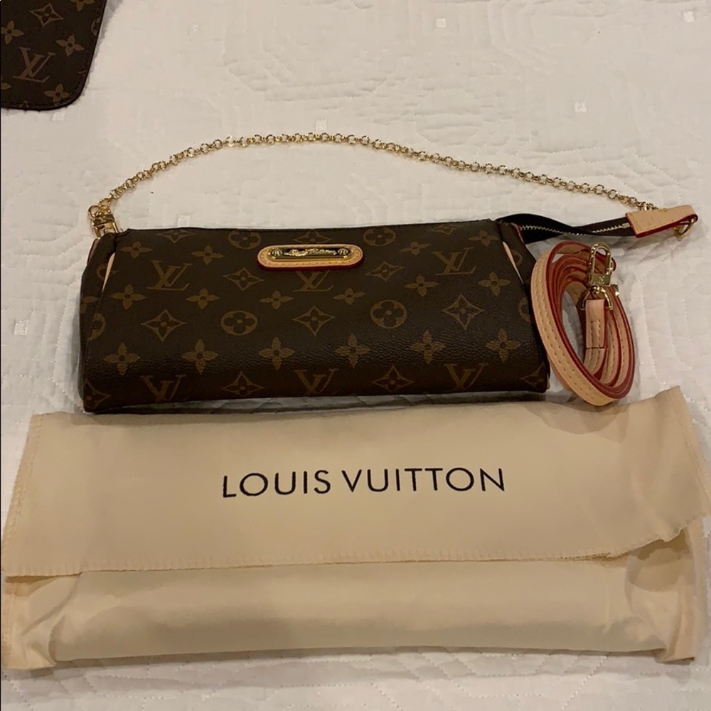 Loius Vuitton crossbody, faux